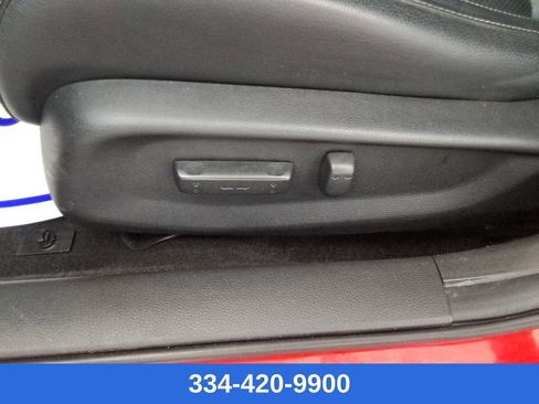 Used 2020 Honda Civic Touring image 19