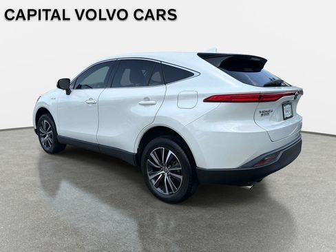 Used 2021 Toyota Venza LE AWD/4WD image 8