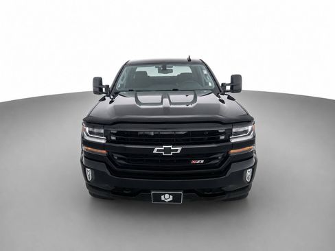 Used 2017 Chevrolet Silverado 1500 LT w/ All Star Edition AWD/4WD image 2