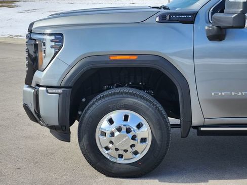 New 2026 GMC Sierra 3500 Denali Ultimate AWD/4WD image 5