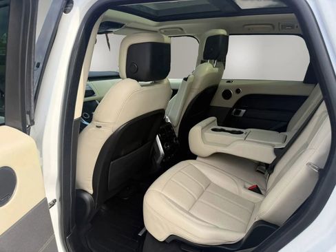 Used 2019 Land Rover Range Rover Sport HSE AWD/4WD image 35