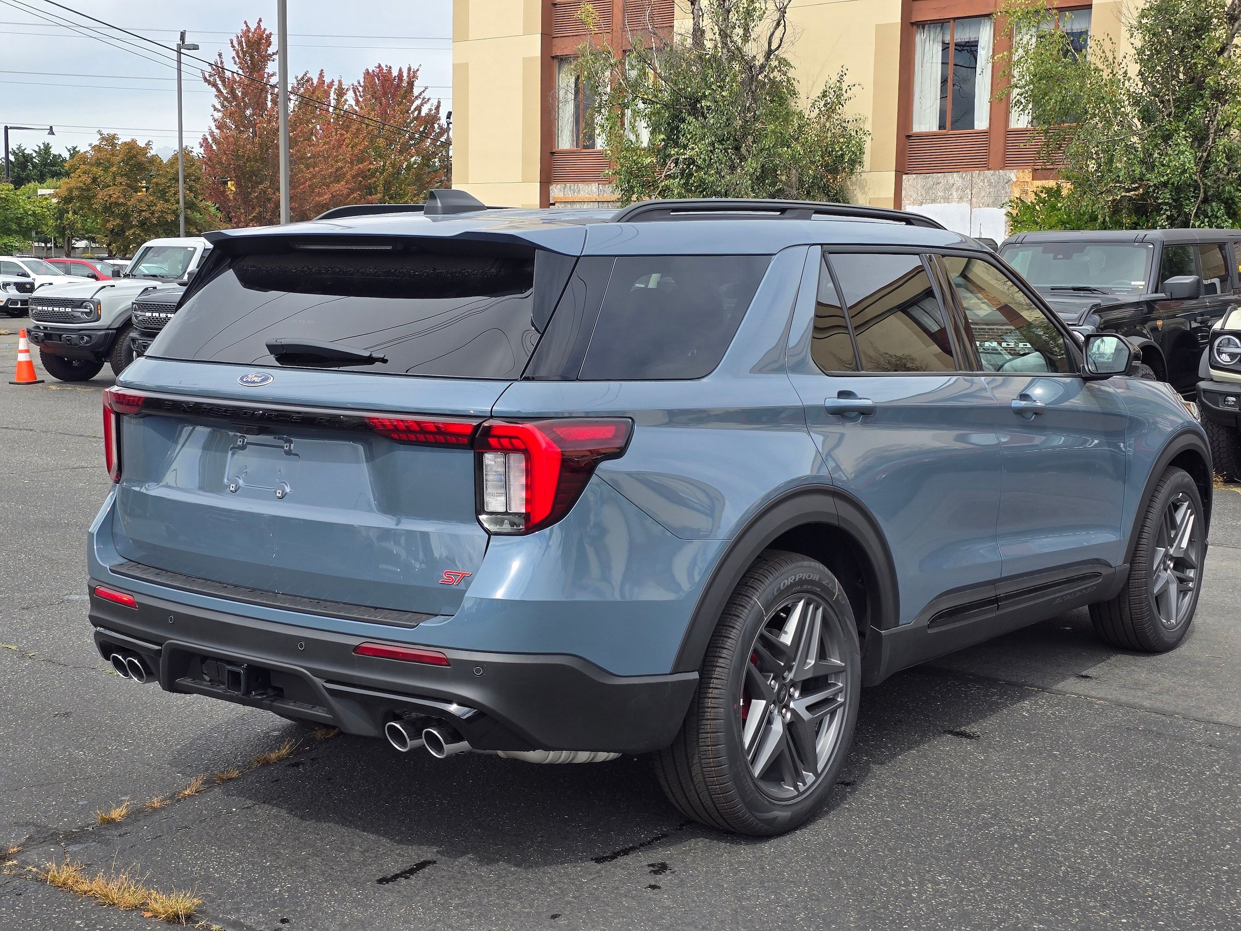 New 2026 Ford Explorer ST AWD/4WD image 5