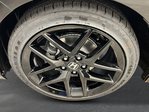 New 2025 Honda Civic Sport image 11