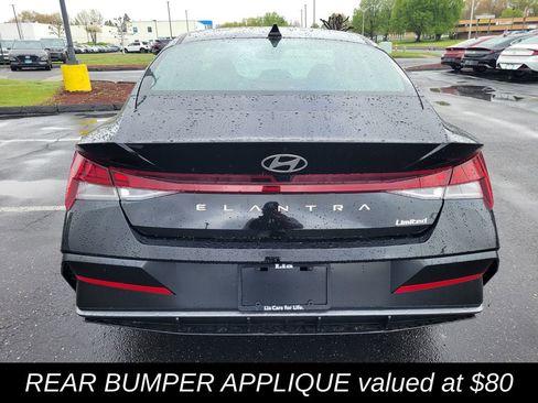 New 2026 Hyundai Elantra Limited FWD image 4