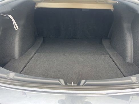 Used 2023 Tesla Model 3 Standard Range image 10