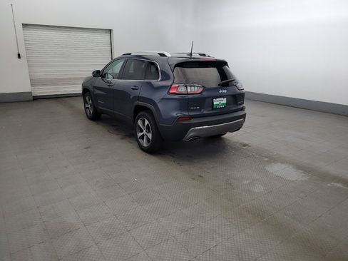 Used 2019 Jeep Cherokee Limited AWD/4WD image 5
