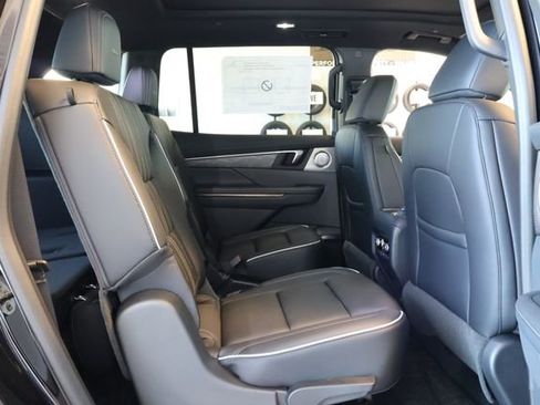 New 2026 Buick Enclave Avenir w/ Super Cruise Package image 22