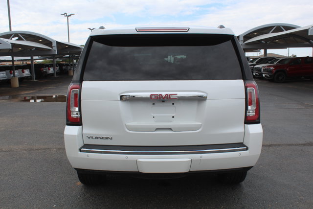 Used 2018 GMC Yukon Denali w/ Denali Ultimate Package AWD/4WD image 4