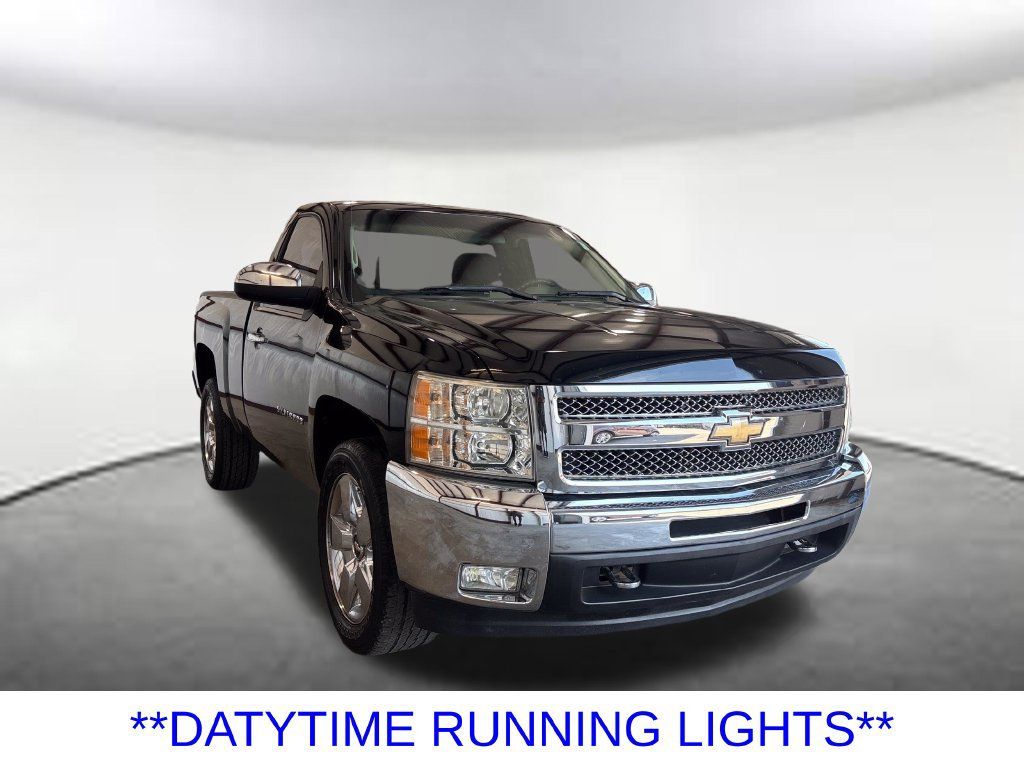 Used 2011 Chevrolet Silverado 1500 W/T RWD image 7
