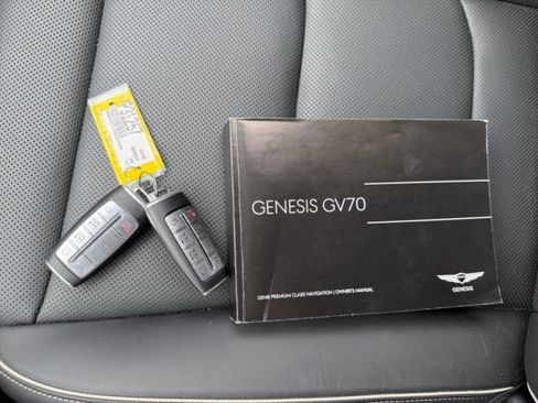 Used 2024 Genesis Electrified GV70 w/ Prestige Package AWD/4WD image 21