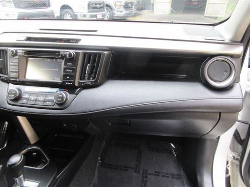 Used 2017 Toyota RAV4 XLE w/ All Weather Liner Package image 29