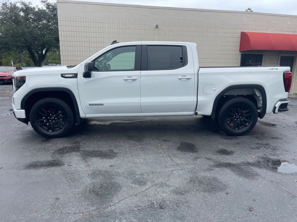 Used 2025 GMC Sierra 1500 Elevation AWD/4WD image 2