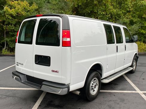 Used 2023 GMC Savana 2500 Work Van w/ Driver Convenience Package image 5