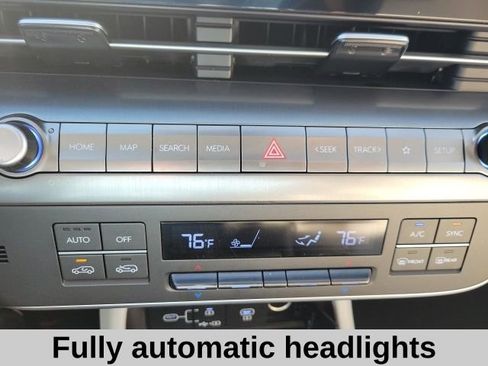 Used 2025 Hyundai Kona SEL image 9