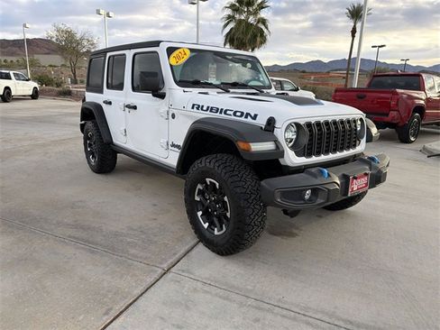 Used 2024 Jeep Wrangler Unlimited Rubicon 4xe image 3