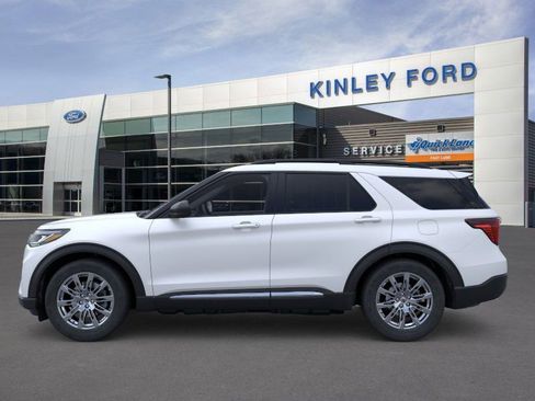 Used 2025 Ford Explorer Active w/ Active Comfort Package AWD/4WD image 5