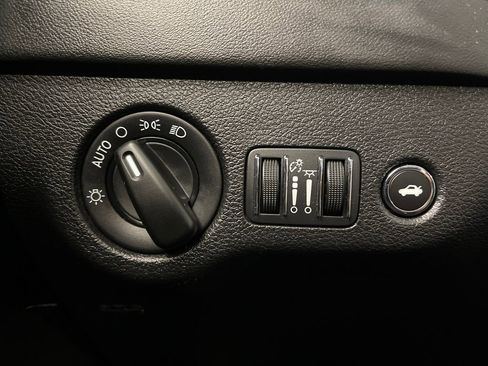 Used 2020 Dodge Charger SRT Hellcat w/ Harman/Kardon Audio Group image 28