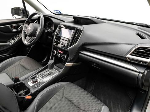 Used 2022 Subaru Forester Premium image 22