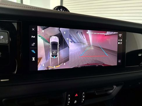 Certified 2025 Porsche Cayenne GTS AWD/4WD image 27