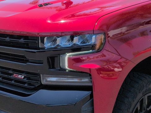 Used 2021 Chevrolet Silverado 1500 LT Trail Boss w/ Convenience Package II AWD/4WD image 6