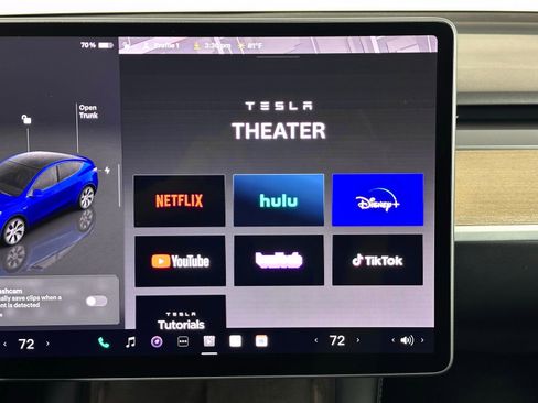 Used 2023 Tesla Model Y Long Range AWD/4WD image 39
