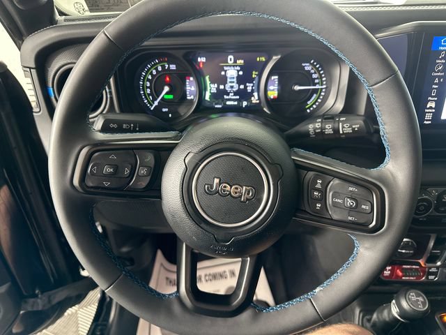 Used 2024 Jeep Wrangler Unlimited Rubicon 4xe w/ Technology Group AWD/4WD image 14