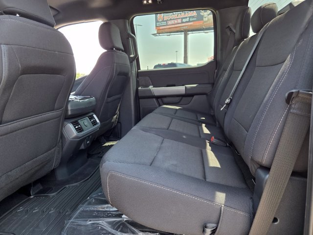 Used 2026 Ford F150 XLT w/ XLT Black Appearance Package RWD image 6