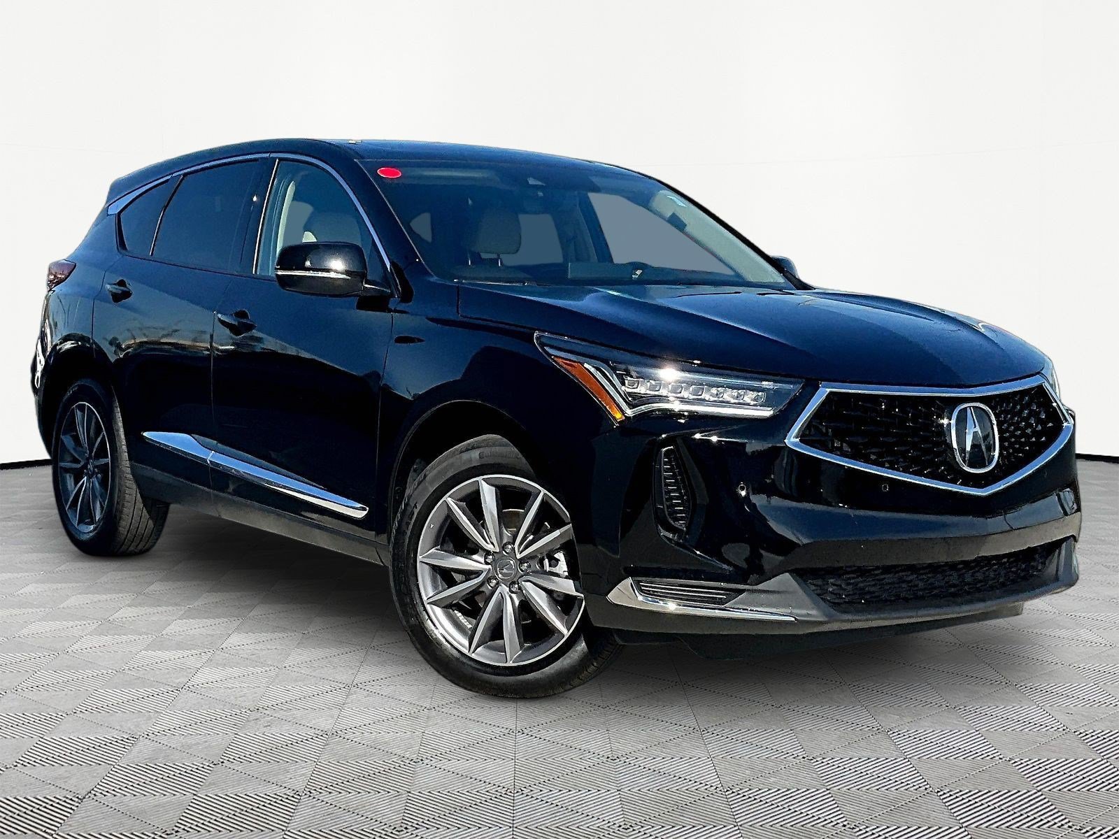 Used 2024 Acura RDX w/ Technology Package AWD/4WD image 3