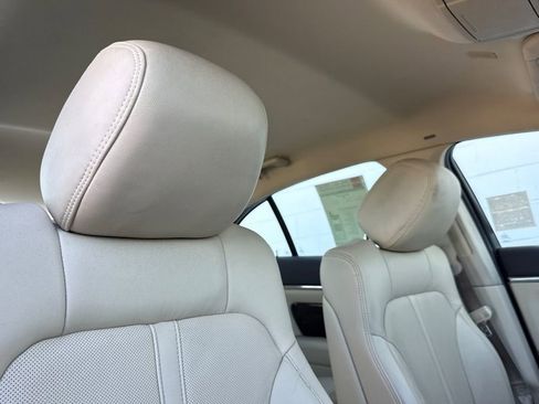 Used 2014 Lincoln MKS w/ Equipment Group 101A image 16