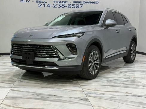 Used 2025 Buick Envision Preferred image 2