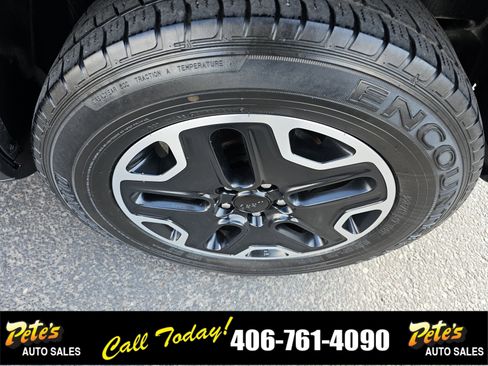 Used 2017 Jeep Renegade Trailhawk image 10