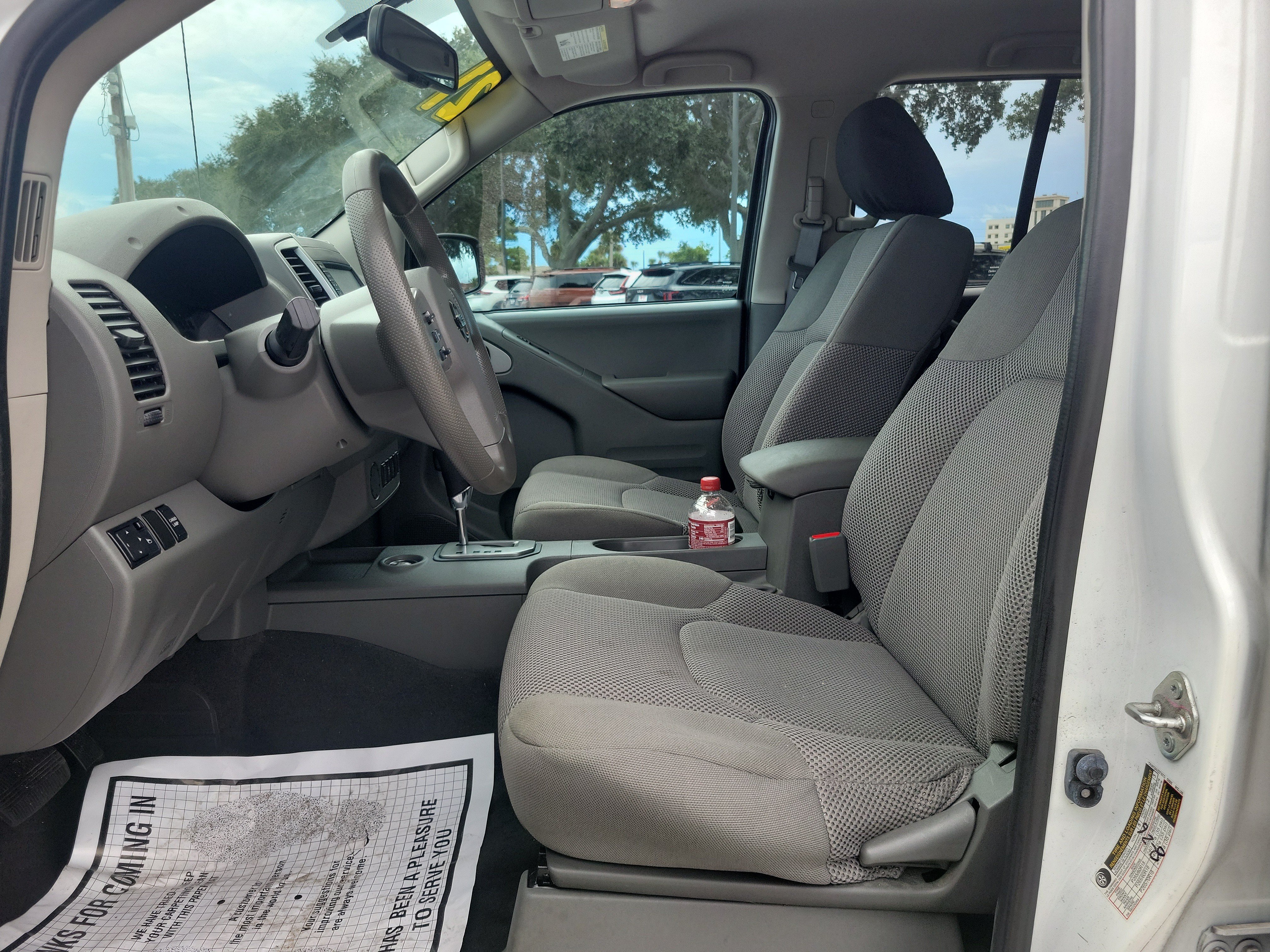 Used 2021 Nissan Frontier SV w/ Midnight Edition Floor Mats RWD image 10