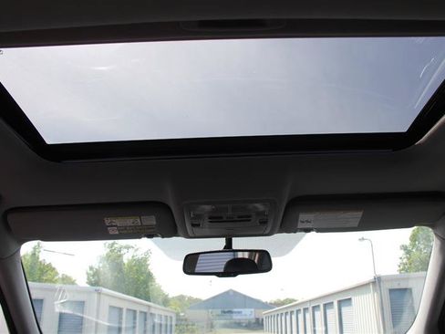 Used 2014 Toyota Highlander Limited FWD image 40