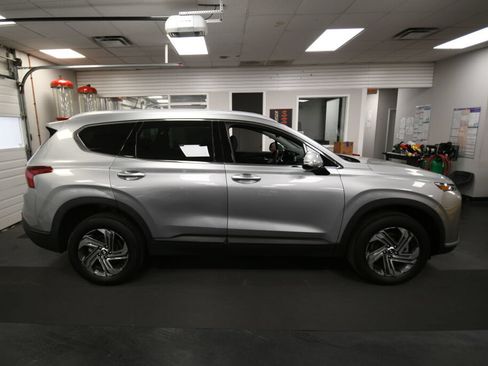 Used 2023 Hyundai Santa Fe SEL AWD/4WD image 9