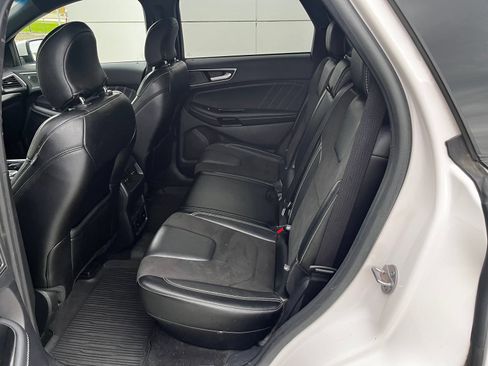 Used 2019 Ford Edge ST w/ Convenience Package AWD/4WD image 6