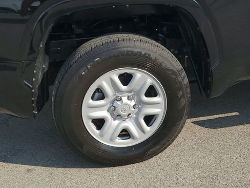 Used 2023 Toyota Tundra SR RWD image 5