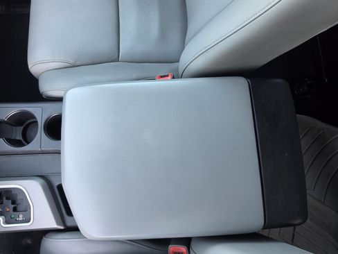 Used 2012 Toyota Tundra Limited w/ Memory Pkg AWD/4WD image 16