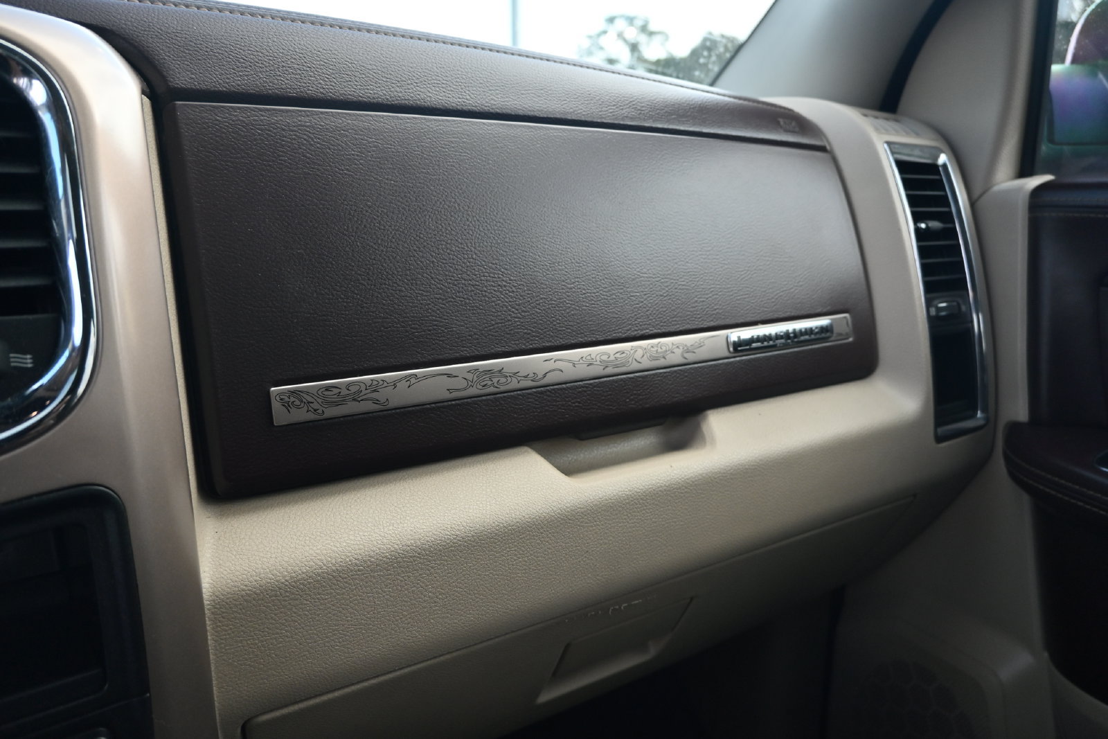Used 2017 RAM 1500 Laramie Longhorn RWD image 25