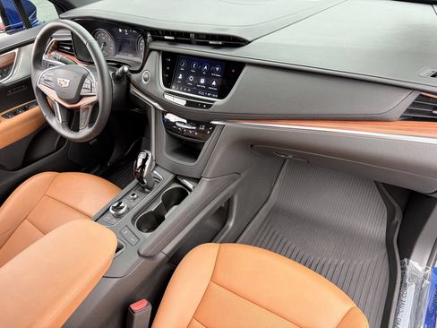 Certified 2023 Cadillac XT5 Premium Luxury w/ Technology Package FWD image 16