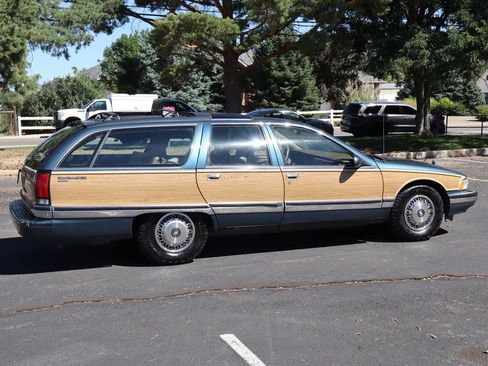 Used 1996 Buick Roadmaster Estate RWD image 4