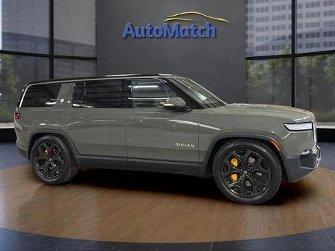 Used 2023 Rivian R1S Launch Edition Quad AWD/4WD image 13