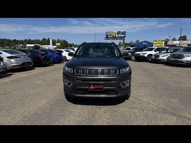 Used 2018 Jeep Compass Limited w/ Navigation Group AWD/4WD image 2