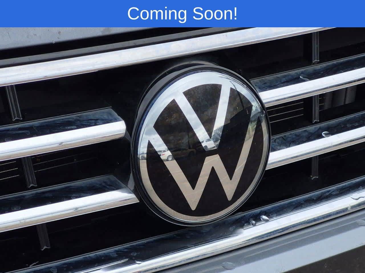 Used 2024 Volkswagen Tiguan SE AWD/4WD image 11
