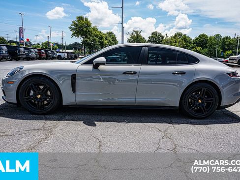 Used 2018 Porsche Panamera 4 w/ Premium Package Plus AWD/4WD image 10