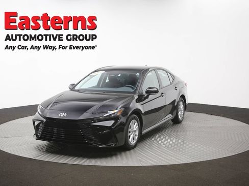 Used 2025 Toyota Camry LE FWD image 54