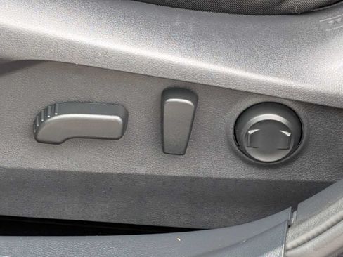 Used 2024 Subaru Outback Premium AWD/4WD image 16
