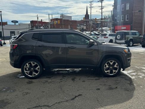 Used 2019 Jeep Compass Limited w/ Safety & Security Group image 7