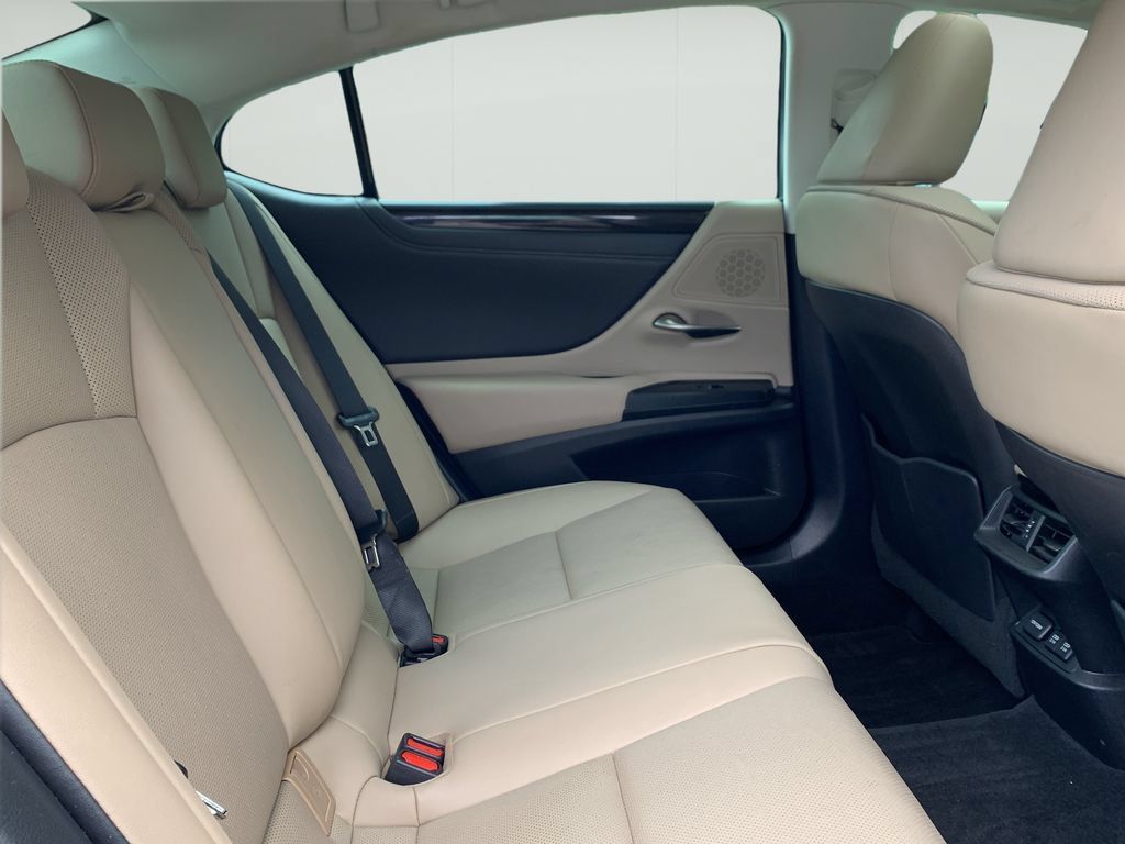 Used 2021 Lexus ES 350 w/ Premium Package FWD image 37