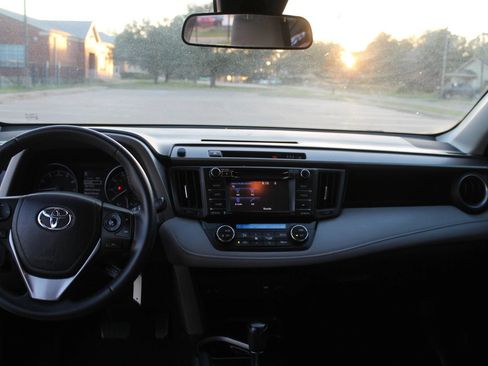 Used 2017 Toyota RAV4 XLE w/ Plus Special Value Package FWD image 19