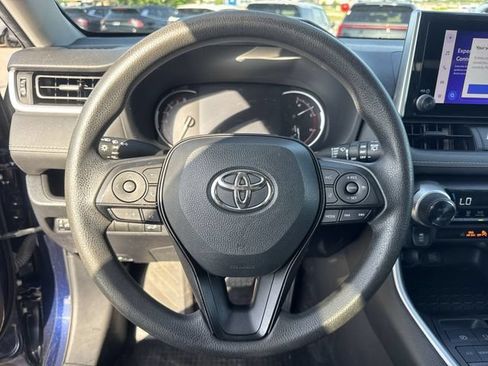 Used 2023 Toyota RAV4 XLE w/ Convenience Package FWD image 18